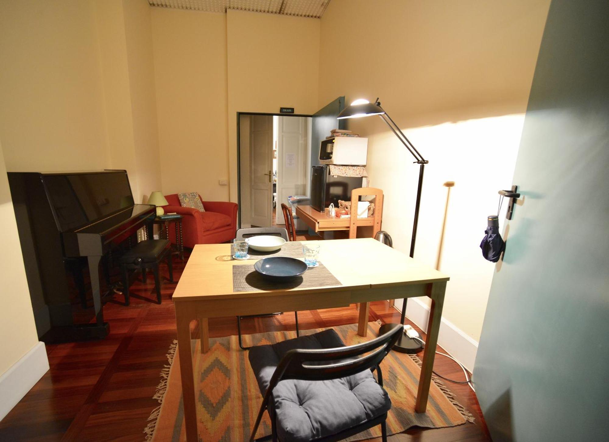 2 Camere Con Pianoforte 那不勒斯 外观 照片